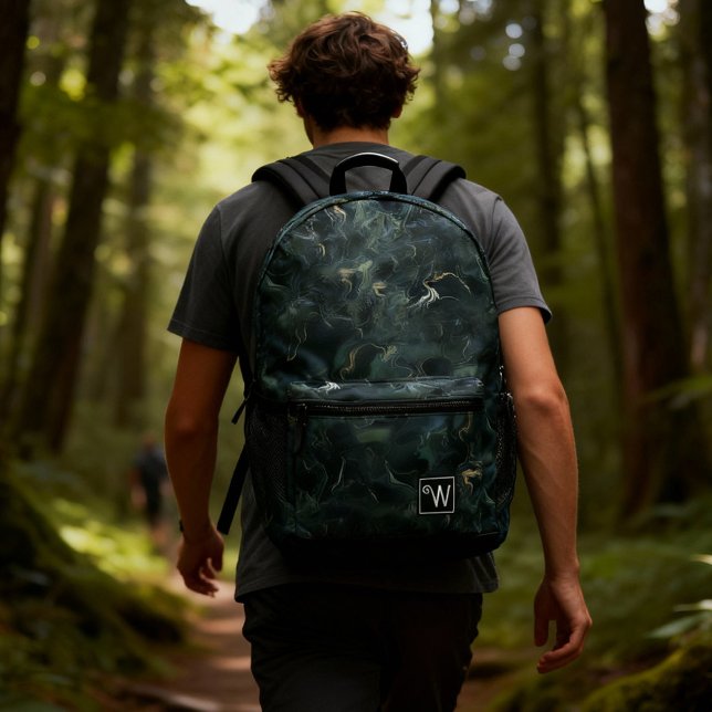 Elegantes Muster Abstrakter dunkelgrüner Gefärbte  Bedruckter Rucksack (Masculine dark green backpack with a tie-dye marble motif printed on it.)