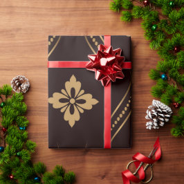 Elegantes Muster mit goldenen Blumenmotiven Geschenkpapier