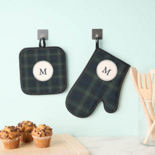Elegantes Navy Blue and Green Kariert Monogram Ofenhandschuh & Topflappen-Set