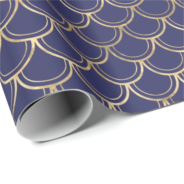 Elegantes Navy Blue Gold Scallop Muster Geschenkpapier (Rolleneckpunkt)