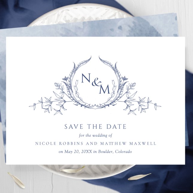 Elegantes Navy Blue Watercolor Monogram Save The Date (Von Creator hochgeladen)