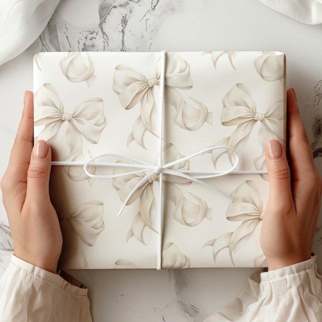 Elegantes Neutral Bow Wrapping Paper Geschenkpapier (Von Creator hochgeladen)