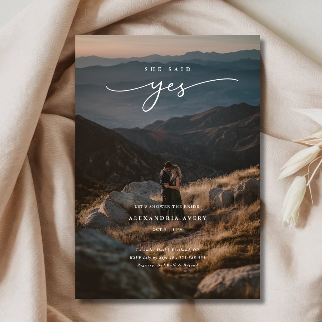 Elegantes Overlay-Foto Sie sagte Yes Brautparty Einladung (Von Creator hochgeladen)