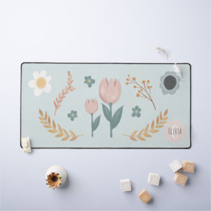 Elegantes Pastel Floral Modernes Monogramm Schreibtischunterlage