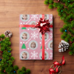 Elegantes Pink Family Foto Custom Christmas Geschenkpapier<br><div class="desc">Elegantes Pink Family Foto Custom Weihnachtswrapping Paper Wrap Ihre Weihnachtsgeschenke in einem modernen Stil! Dieses elegante Weihnachtsgeschenkpapier bietet runde Rahmen mit Platz für zwei (2) verschiedene Fotos. Weiße Winterschneeflocken, Weihnachtsbaum und Herz prägen das Design. Die goldbedruckte Hintergrundfarbe kann angepasst werden. Auch die frohe Weihnachtsschrift in der modernen Schrift kann personalisiert...</div>