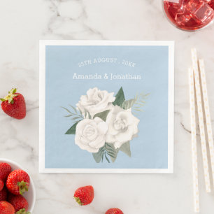 Elegantes Pulver Hochzeit von Blau und Weiß Rosen Serviette
