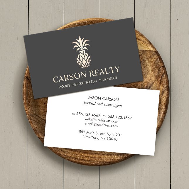 Elegantes Real Anwesen Ananas Logo Visitenkarte (Von Creator hochgeladen)