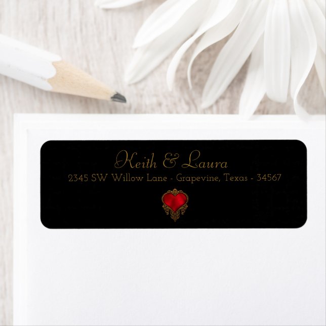 Elegantes Red Black Gold Wedding Label (Insitu)