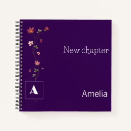 Elegantes Renten-Monogramm-Blumenname lila Notizbuch