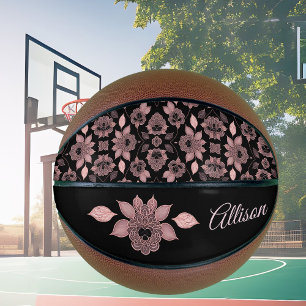 Elegantes Rosa auf schwarzer Spitze im Vintagen St Basketball