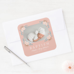 Elegantes Rosa Floral Girl Taufe Foto Quadratischer Aufkleber