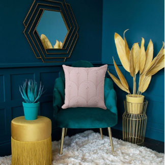 Elegantes rosa gepolstertes Lüfterdesign Kissen