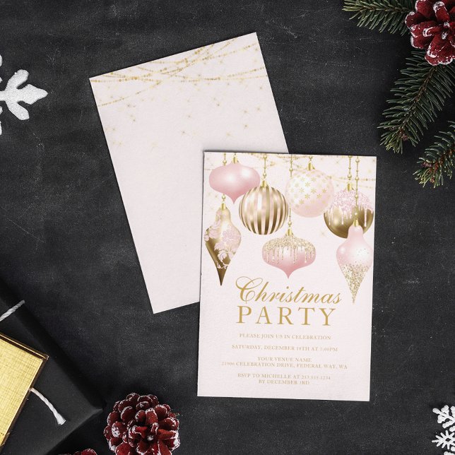 Elegantes Rosa Gold Ornamente Weihnachten Party Einladung (Pink and Gold Ornament Christmas Party Invitation)