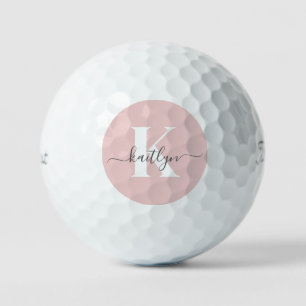 Elegantes Rosa-Hauch-Grau-Script-Monogramm Golfball