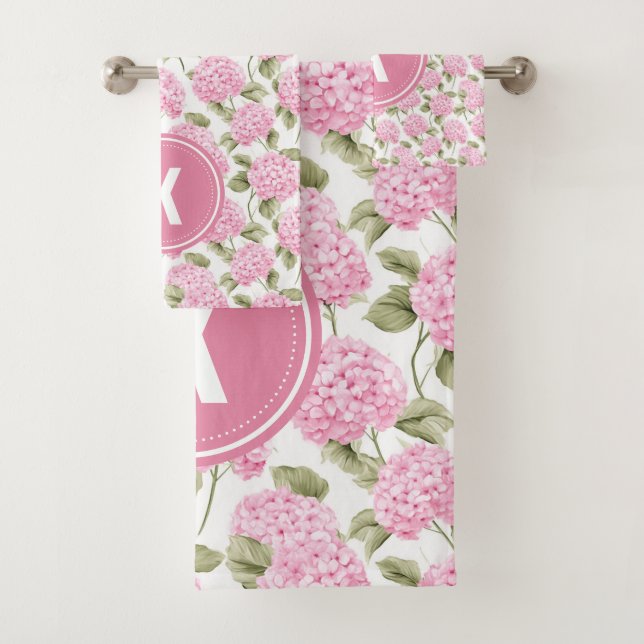 Elegantes rosa Hydragea-Blume Muster Monogramm Badhandtuch Set (Insitu)