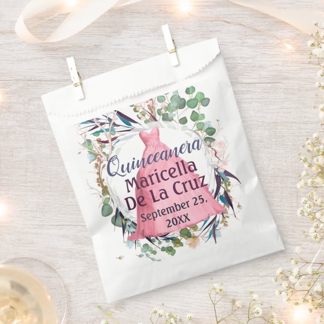 Elegantes rosa Kleidungsdesign Quinceanera Geschenktütchen (Ausgeschnitten)