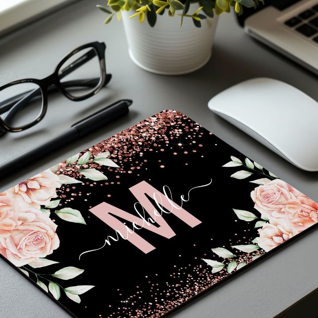 Elegantes Rosa Rose Gold Glitzer Monogramm Mousepad (Von Creator hochgeladen)