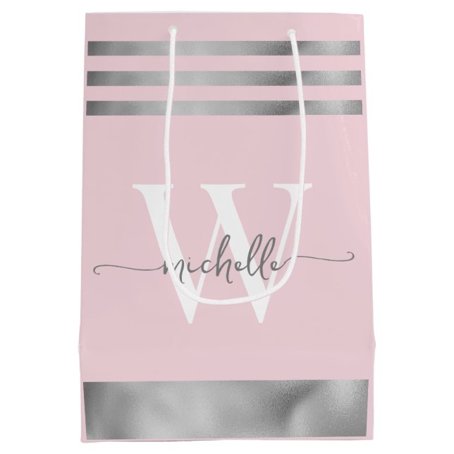 Elegantes Rosa Silber Striptes Monogramm-Skript Mittlere Geschenktüte (Rückseite)