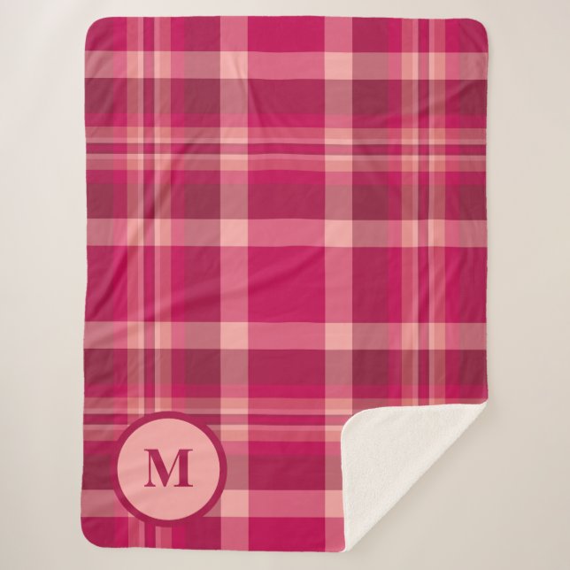 Elegantes rosa Tartan Muster Monogramm Sherpadecke (Vorderseite)