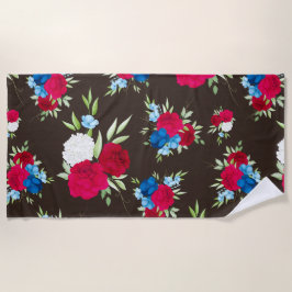 Elegantes rot-blaues Blumenmuster auf dunklem Brau Strandtuch