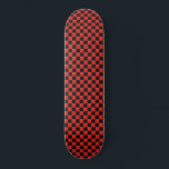 Elegantes rotes schwarzes Schachbrettmuster Skateboard<br><div class="desc">Elegantes Red Black Checkered Pattern Skateboard . Wählen Sie den Decktyp aus dem Menü Optionen aus.</div>