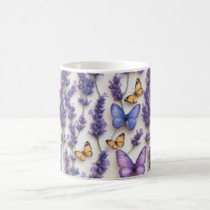 Elegantes Schmetterlingdesign und Lavenderdesign Kaffeetasse