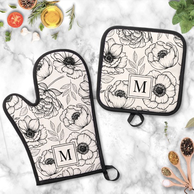 Elegantes Schwarz-weiß Floral Monogramm Ofenhandschuh & Topflappen-Set (Elegant Black White Floral Monogram Oven Mitt & Pot Holder Set)
