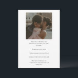 Elegantes Schwarz/Weiß Modernes Foto Hochzeit Save The Date<br><div class="desc">Herrliche formale Save the Date in Schwarz & Weiß mit Ihrem Lieblings-Verlobung-Foto hinzugefügt,  um personalisieren. Passen Sie die Nachricht an Ihren Veranstaltungsort an. Nur ein schönes Vorspiel zu der schönen Einladung,  die Ihre Gäste bald erhalten werden.</div>