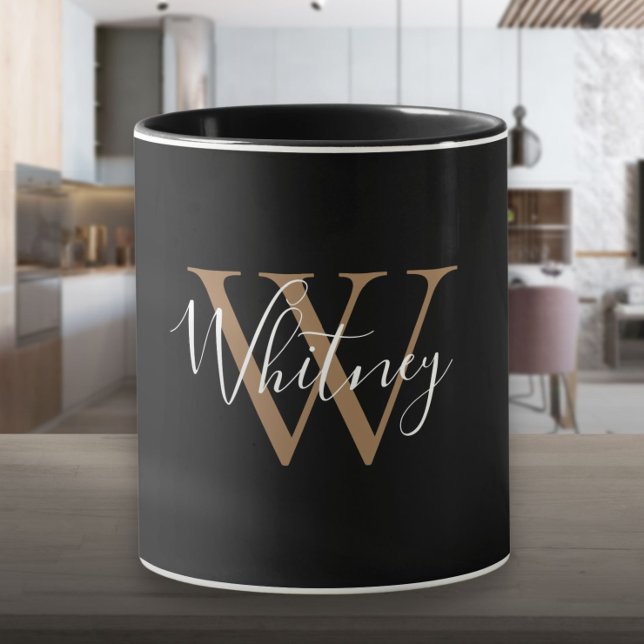 Elegantes Schwarzes Gold-Script-Name Monogram Tasse (Elegant Black Gold Script Name Monogram Mug)