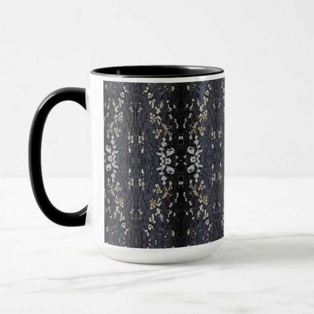 Elegantes schwarzes Spitzen-Baumrinden-Muster Tasse (Links)