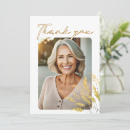 Elegantes Script Foliage Foto Geburtstag Dankeskarte