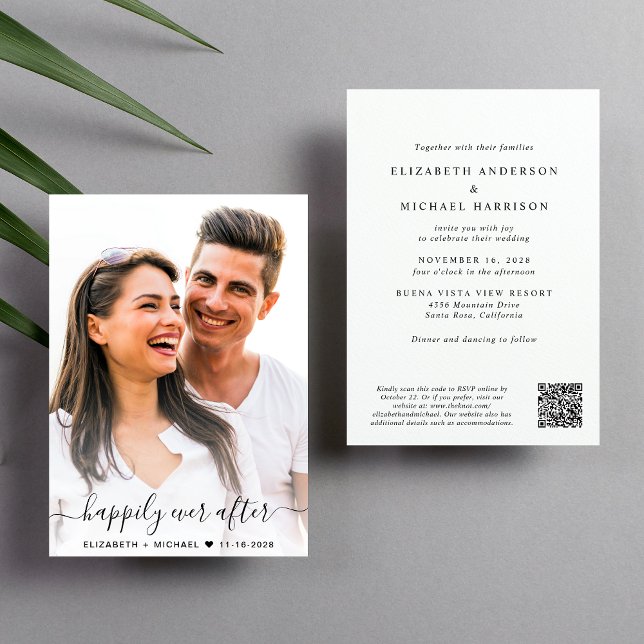 Elegantes Script Foto QR Code Hochzeit Einladung (Elegant all-in-one wedding invite featuring your photo + a QR code linked to your wedding website)