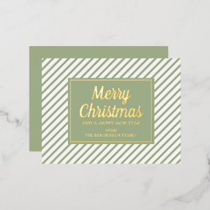 Elegantes Script Green Stripes Frohe Weihnachten G Folien Feiertagspostkarte