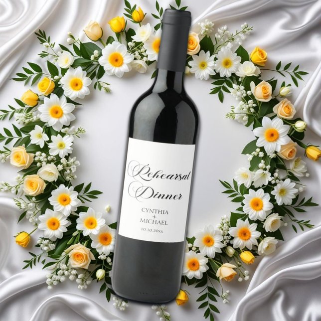 Elegantes Script Hochzeit Probe Dinner Weinetikett (Von Creator hochgeladen)