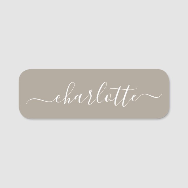 Elegantes Script Moderner Name Personalisiert Taup Namensschild (Vorderseite)