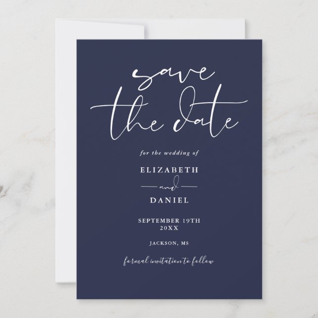 Elegantes Script Navy Blue QR Code Hochzeit Save The Date (Vorderseite)