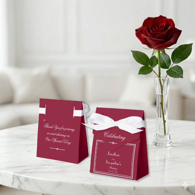 Elegantes Script Rustic Chic Burgundy Wedding Geschenkschachtel (Too cute for words. See matching items in our Burgundy Red Wedding Collection.)