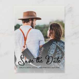 Elegantes Script Save the Date Verlobung Foto Ankündigungspostkarte