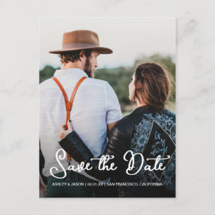 Elegantes Script Save the Date Verlobung Foto Ankündigungspostkarte