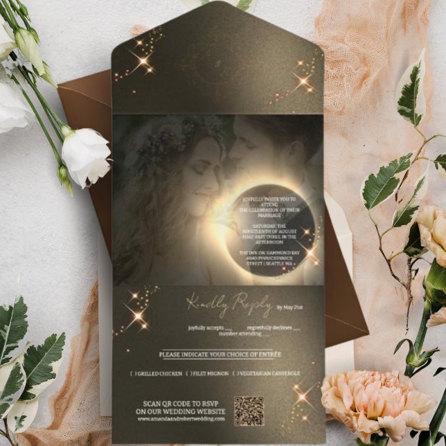 Elegantes Sepia Solar Eclipse Custom Foto Wedding All In One Einladung (Von Creator hochgeladen)