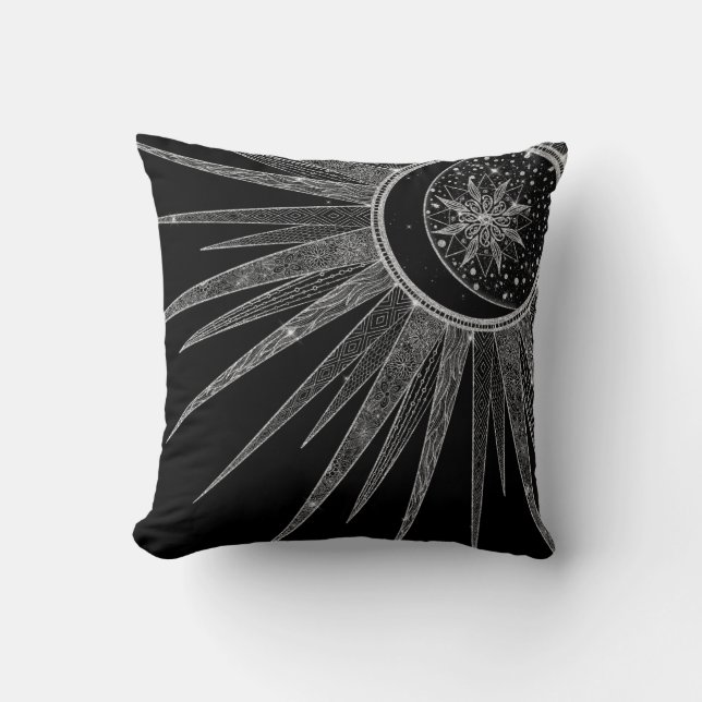 Elegantes Silver Sun Moon Mandala Black Design Kissen (Vorderseite)