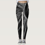Elegantes Silver Sun Moon Mandala Black Design Leggings<br><div class="desc">Hübsches, weißes, silbergraues Sonne- und Mondmandala-Design mit Blume und Blätter Doodles, Sternen, Punkten, Diamanten, Kreisen, Dreiecksformen, Zickzack, Meerjungstatur, geometrisches Muster, mit einem grauen silberfarbenen und weißen Imitat Glitzer glänzend Glitzern-Textur, mit einer halbmondleuchtenden Bühne, einem mandala Blumen Stern, auf einem dunkelblauen Neonblau Bula, Galaxie Sterne, Mitternacht blauer Hintergrund. Dieses wunderschöne, mystische...</div>
