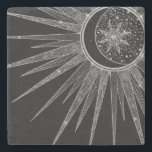 Elegantes Silver Sun Moon Mandala Black Design Steinuntersetzer<br><div class="desc">Hübsches, weißes, silbergraues Sonne- und Mondmandala-Design mit Blume und Blätter Doodles, Sternen, Punkten, Diamanten, Kreisen, Dreiecksformen, Zickzack, Meerjungstatur, geometrisches Muster, mit einem grauen silberfarbenen und weißen Imitat Glitzer glänzend Glitzern-Textur, mit einer halbmondleuchtenden Bühne, einem mandala Blumen Stern, auf einem dunkelblauen Neonblau Bula, Galaxie Sterne, Mitternacht blauer Hintergrund. Dieses wunderschöne, mystische...</div>