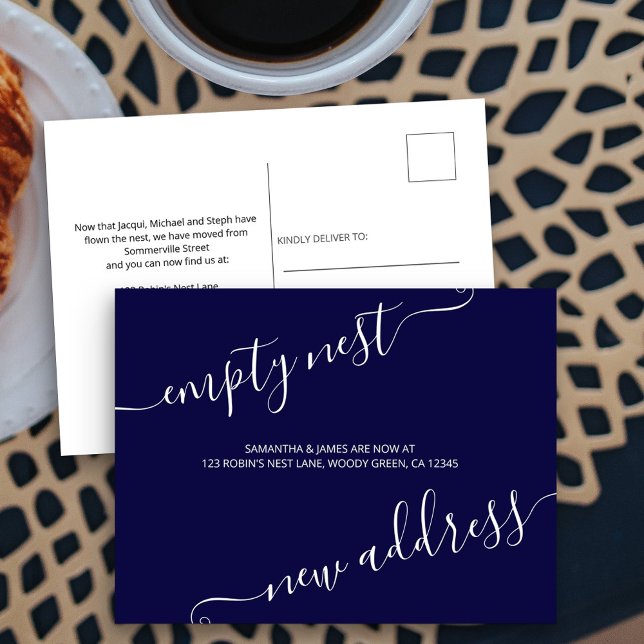 Elegantes Skript Leere Nest Neue Adresse Ankündigungspostkarte (New Address postcard with minimalist design and elegant script)