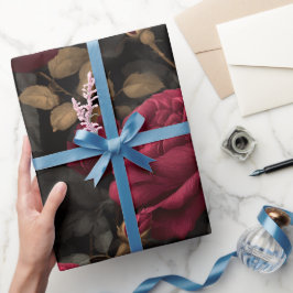 Elegantes Tiefrotes Rosen-Schwarzes Blumenmuster Geschenkpapier