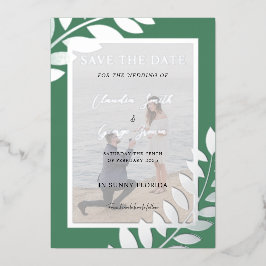 Elegantes Tropical Blätter Foto Save the Date Real Folieneinladung