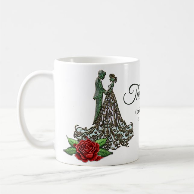 Elegantes und romantisches Vintages Design. Kaffeetasse (Links)