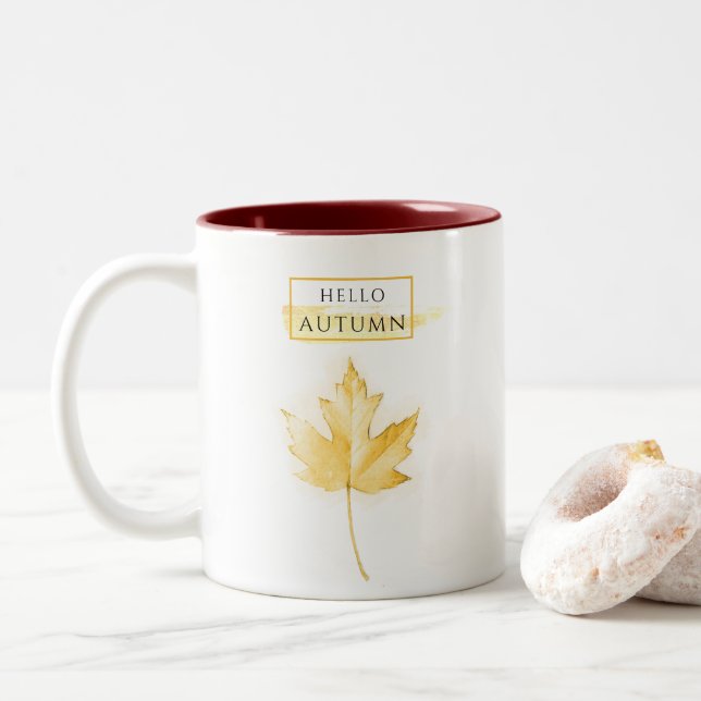 Elegantes und trendy Goldenes Herbstblatt Zeichnen Zweifarbige Tasse (Mit Donut)