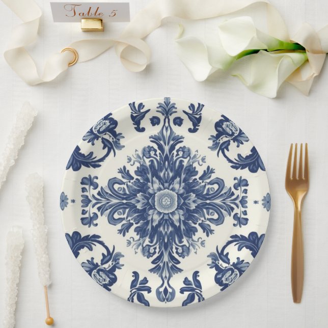 Elegantes viktorianisches Damast-Blumenmuster Navy Pappteller (Hochzeit)