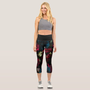 Elegantes Vintage-Feeling Dunkle Florale Botanik Capri Leggings